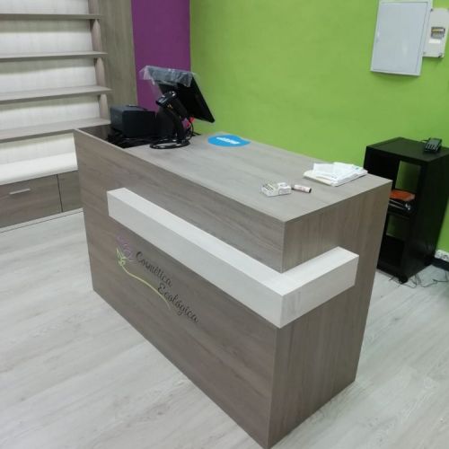 MOSTRADOR CON DETALLE
